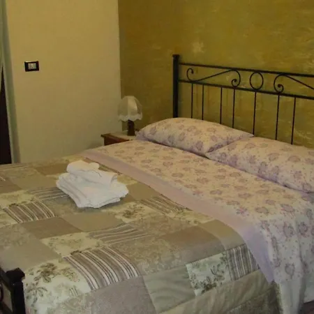 Couette-café La Bella Addormentata 3*